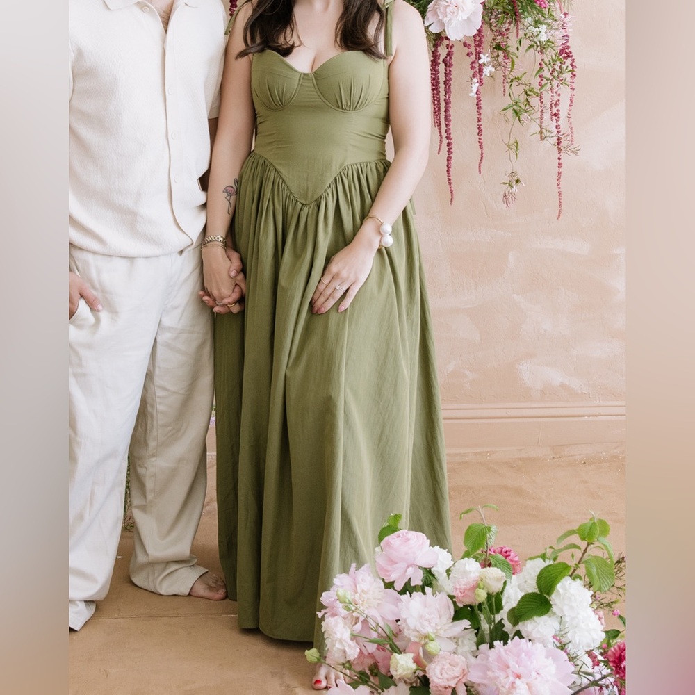Romantic Flattering Maxi Dress